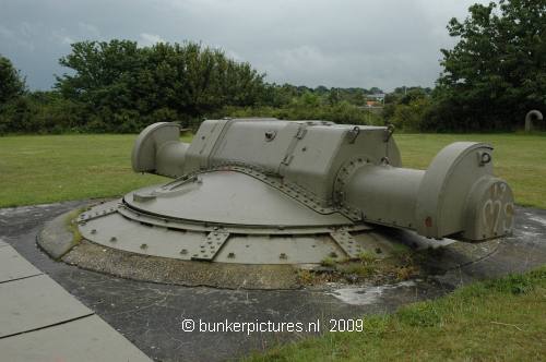 © bunkerpictures - Type FL244 with distance range finder.